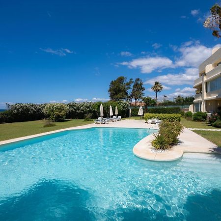 Beachfront Neptuno I, Complex,Views,Pool,Garden, Elviria Марбелья Экстерьер фото