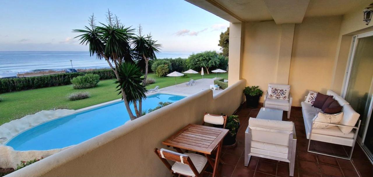 Beachfront Neptuno I, Complex,Views,Pool,Garden, Elviria Марбелья Экстерьер фото